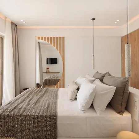 Fyroi Naxos * Agia Anna (Naxos)